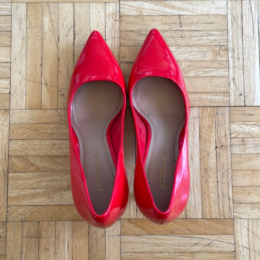 BCBG Maxazria patent leather pumps